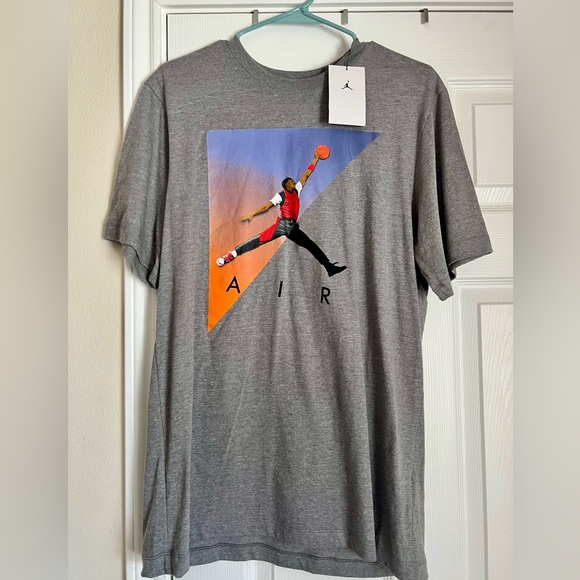 Jordan Air Graphic Gray T-Shirt - Picture 1 of 4